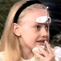 dakota fanning and her teeth